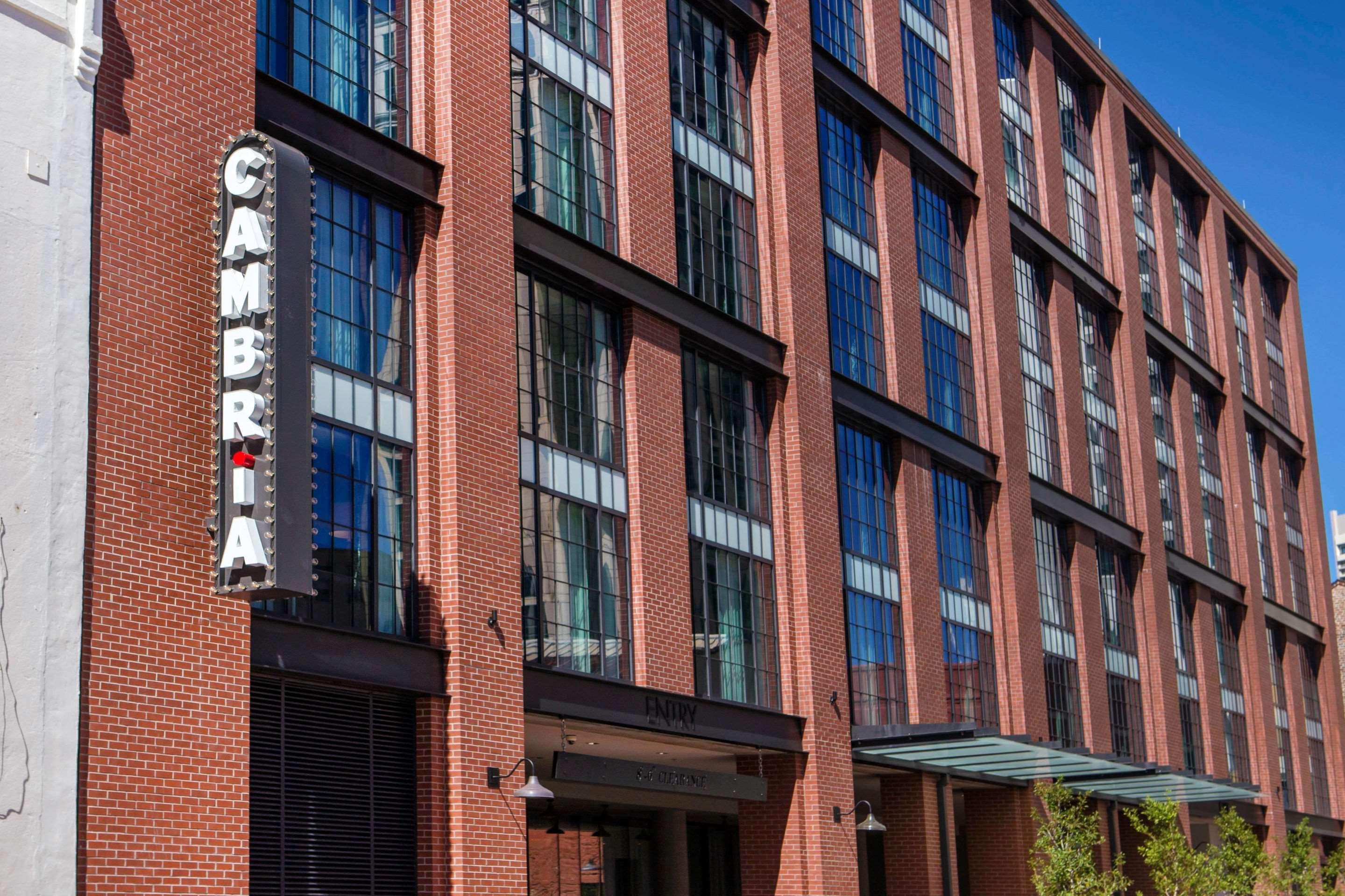 Cambria Hotel New Orleans Downtown Warehouse District Exterior photo