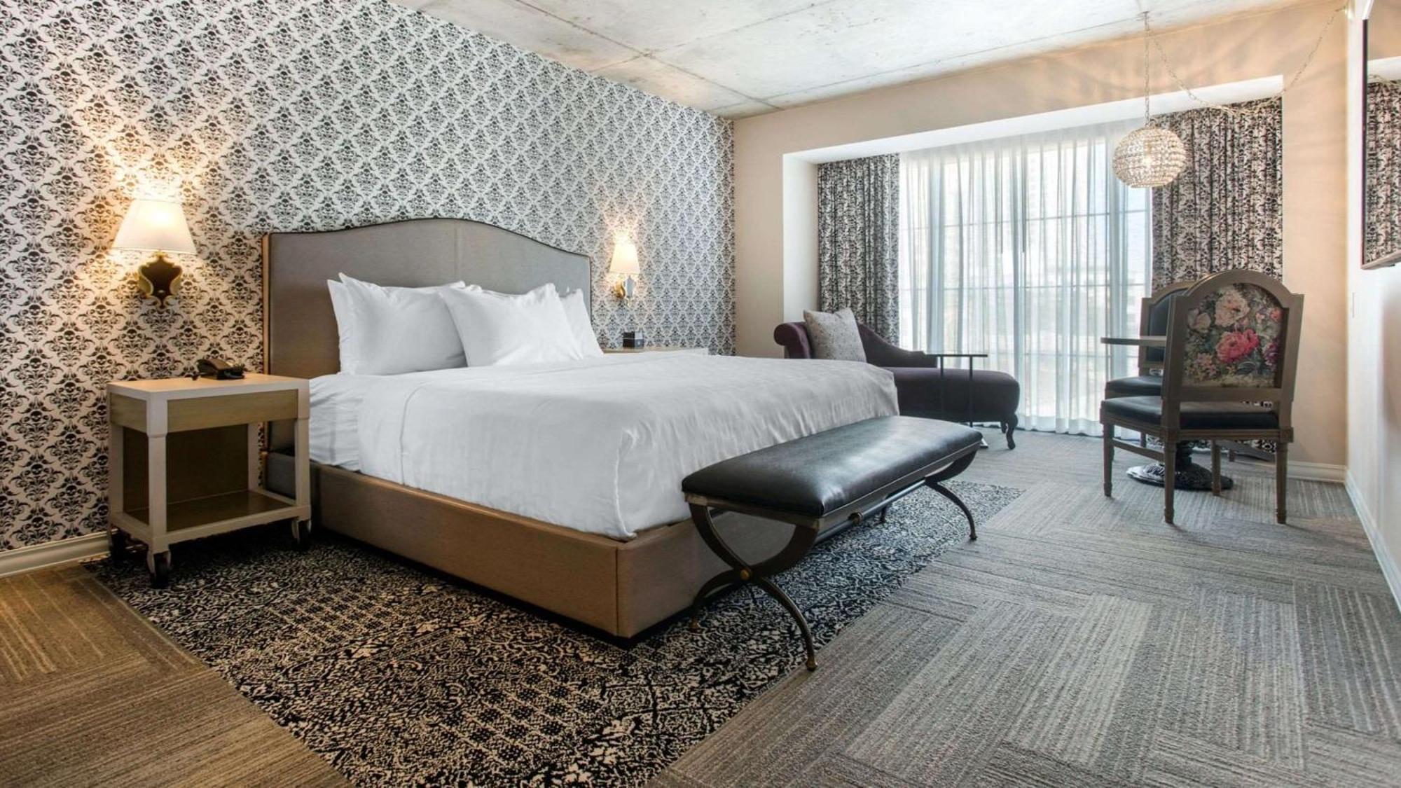 Cambria Hotel New Orleans Downtown Warehouse District Exterior photo