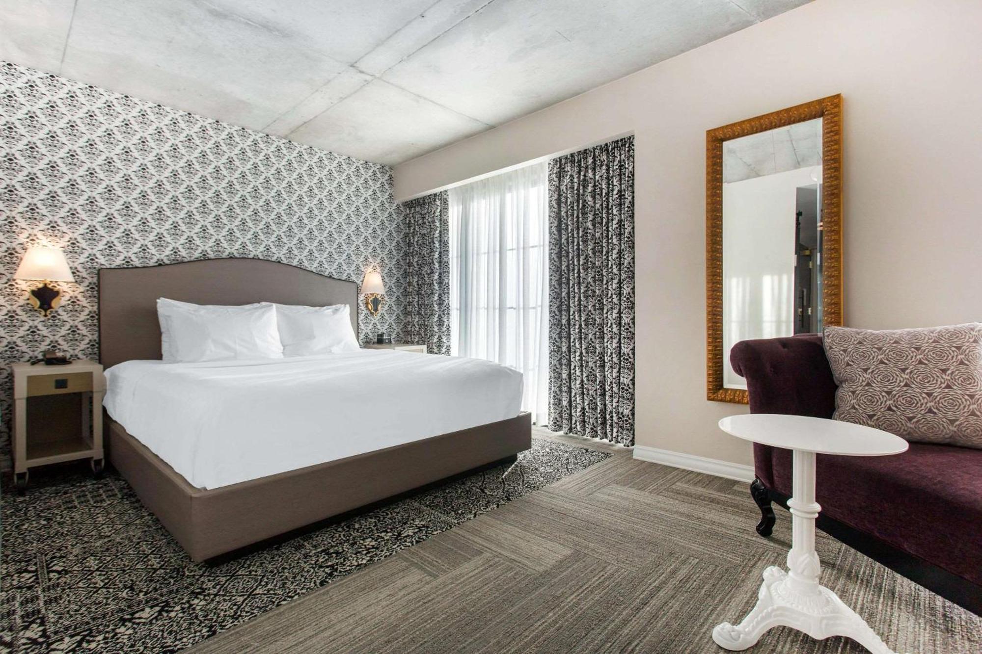 Cambria Hotel New Orleans Downtown Warehouse District Exterior photo